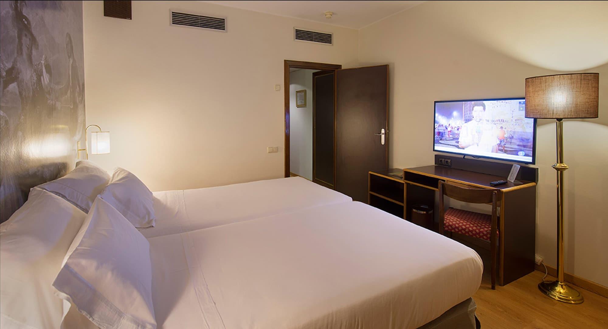 Hotel Goya Zaragoza Exterior photo
